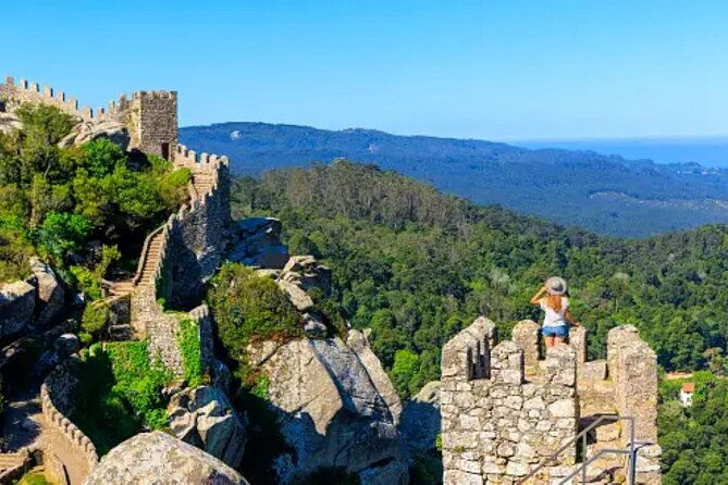 private-tour-to-visit-the-monuments-in-sintra