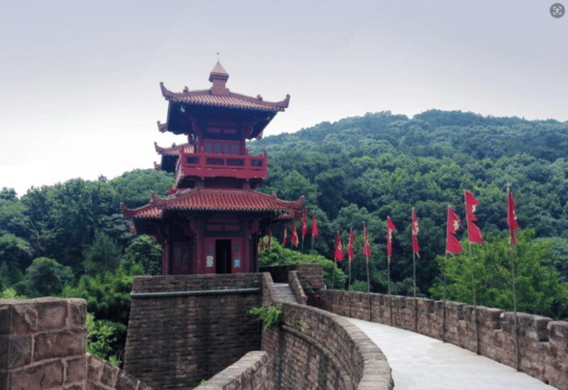 private-tour-to-wuhan-yellow-crane-tower-east-lake-by-ferry