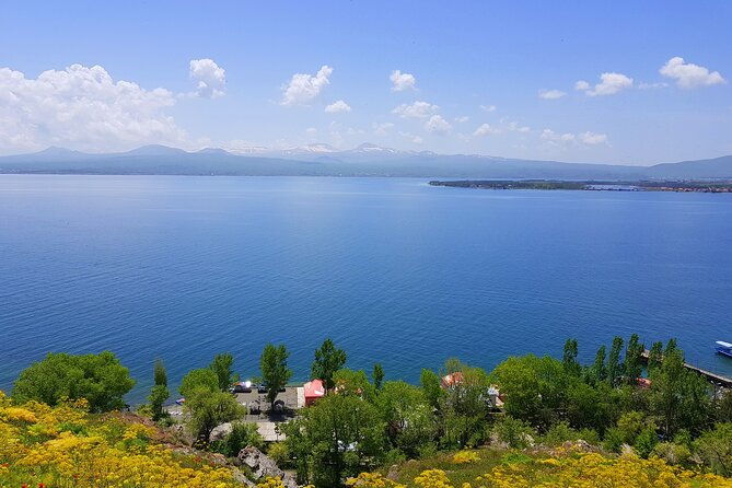 private-tour-tsaghkadzor-sevan-lake-dilijan-town-and-haghartsin-monastery