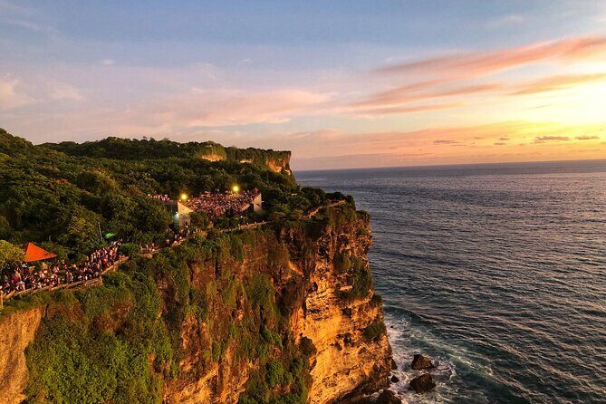 Private Tour Uluwatu Sunset and Kecak Fire Dance in Jimbaran Bay - Key Points