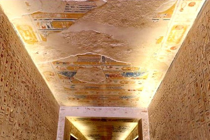 Private Tour Valley of the Kings and Queens and Hatshepsut Temple - Other Noteworthy Stops: Valley of the Queens & Colossi of Memnon