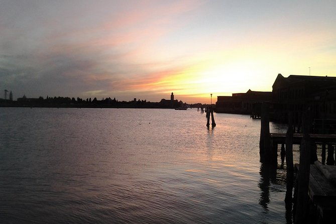 private-tour-venice-walk-gondola-and-private-boat-tour-ending-on-murano-island-with-venetian-lunch-and-glass-factory-visit