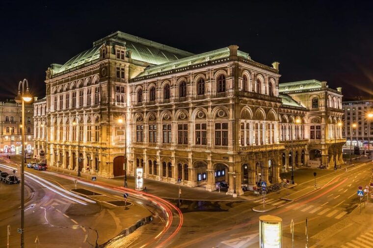 private-tour-vienna-4-hours-by-car