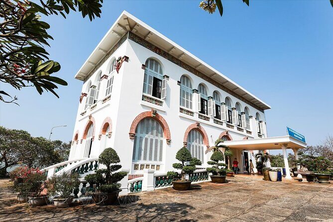 Private Tour Vung Tau Beach Escape - The Army Museum: A Unique Cultural Stop