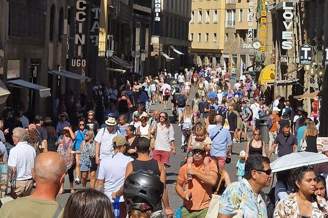 Private Tour: Walking Tour plus The Uffizi guided Tour - The Sum Up
