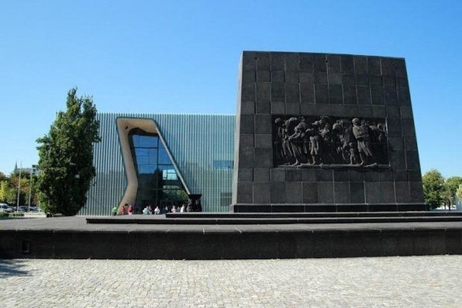 private-tour-warsaw-ghetto-with-a-local-historian