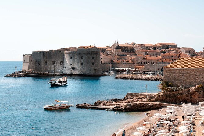 private-tour-wine-sunset-experience-at-boat