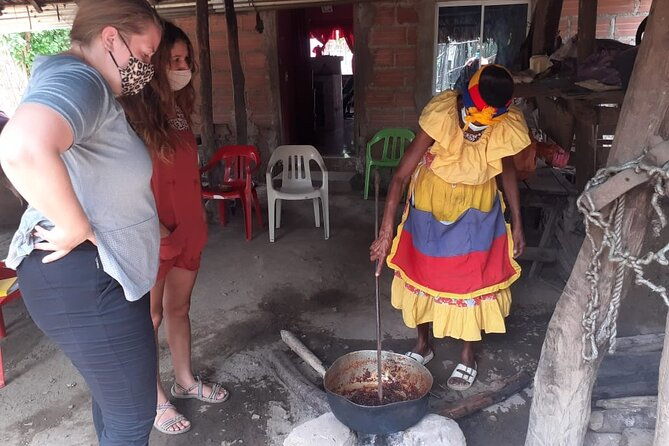 private-tour-with-certified-guide-of-san-basilio-de-palenque