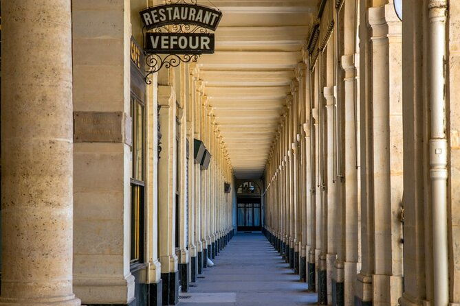 private-tour-with-guide-to-midnight-in-paris-movie-locations