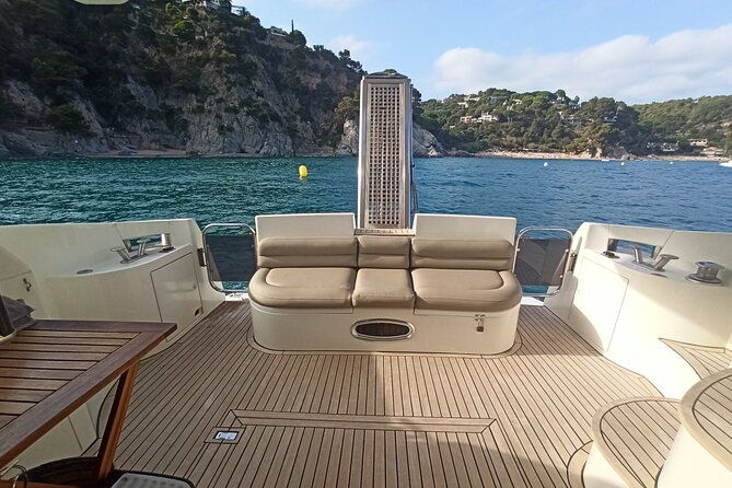 private-tour-with-navigation-and-visit-to-alella-vineyards