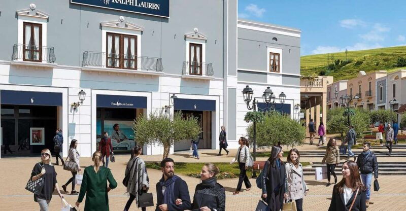 private-tour-with-personal-shopper-at-sicilia-outlet-village