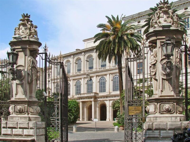 private-tour-with-private-guide-barberini-palace