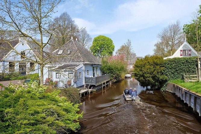 Private Tour Zaanse Schans Windmills and Volendam in Jaguar - Who Is This Tour Best For?