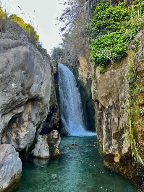 Private Tourism: Algar Waterfalls by Car - FAQ