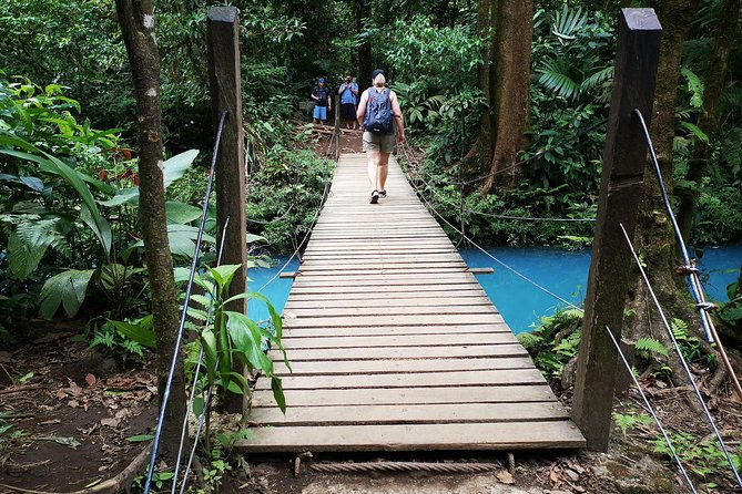 private-tours-to-rio-celeste-waterfall-and-sloths-sanctuary