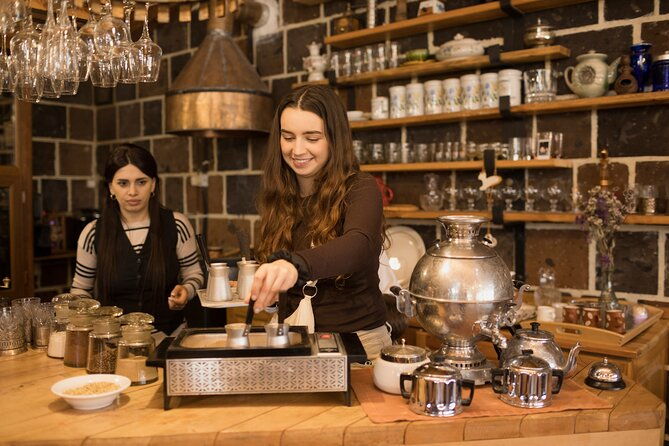 private-traditional-coffee-and-dessert-making-activity