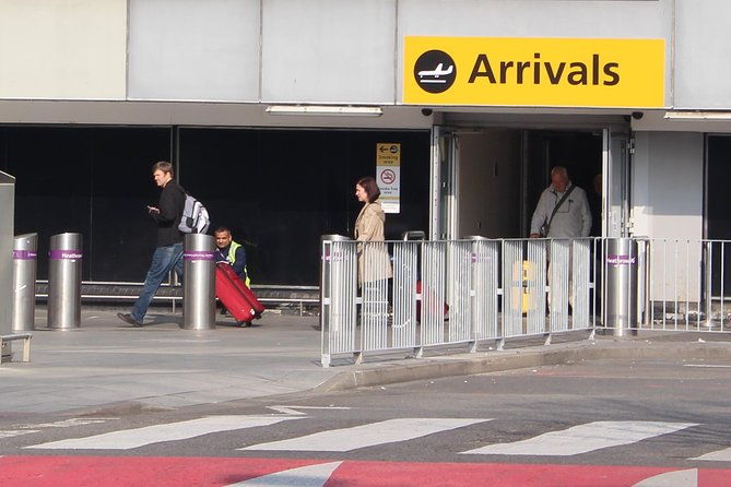 private-transfer-arrival-or-departure-heathrow-airport-london