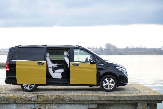 Private Transfer Barcelona City to BCN airport - Why Choose This Private Transfer in Barcelona?