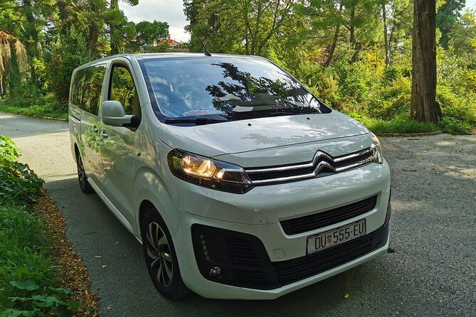 private-transfer-by-8-seats-van-from-and-to-dubrovnik-airport