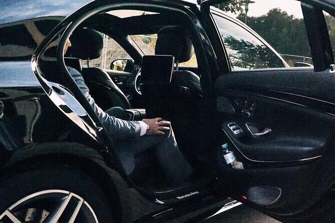 Private Transfer: Cape Town to CPT Airport in Business Car - Deep Dive: What to Expect on the Day