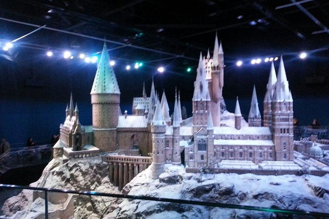private-transfer-central-london-to-harry-potter-warner-bros-studio-in-leavesden