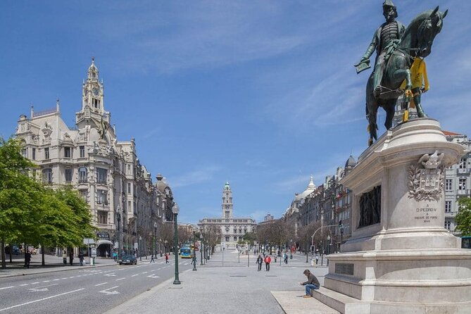 private-transfer-day-trip-lisbon-porto-with-tour-stop