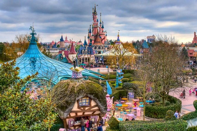 private-transfer-disneyland-park-or-hotel-to-paris-by-luxury-van