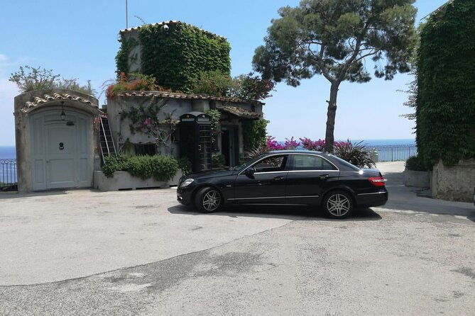 private-transfer-from-amalfi-to-naples-2