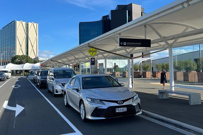 Private Transfer From Auckland Airport To Piha Beach - An Overview of the Experience