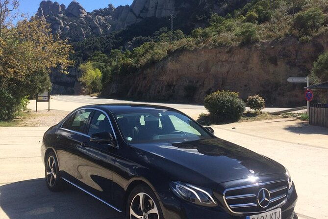 private-transfer-from-barcelona-to-montserrat-round-trip