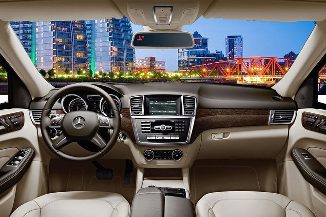 private-transfer-from-bromley-cross-to-manchester-airport-man