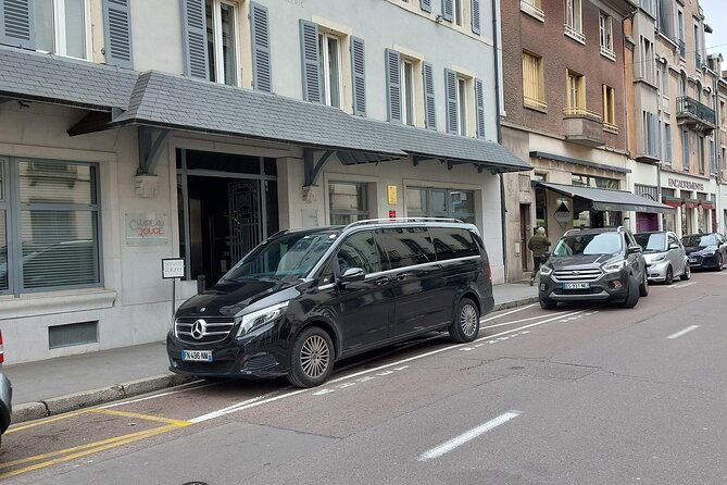 private-transfer-from-disneyland-paris-to-cdg-or-ory-airport-2