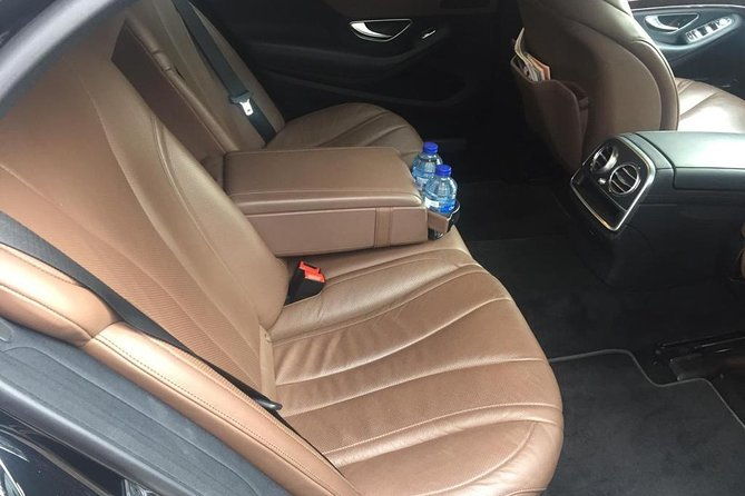 private-transfer-from-dusseldorf-to-amsterdam-or-schiphol-airport