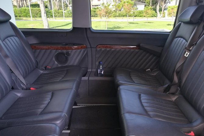 private-transfer-from-faro-airport-to-carvoeiro-1-4-pax