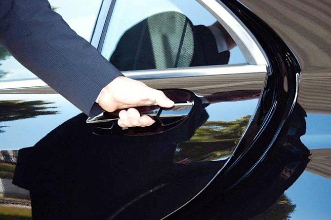 private-transfer-from-fiumicino-or-ciampino-airport-to-rome-or-vv