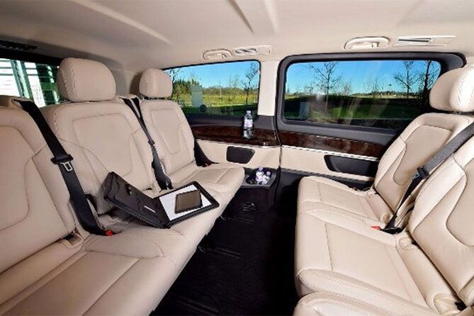 private-transfer-from-heathrow-to-gatwick-airport