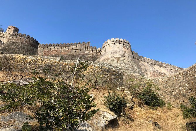 Private Transfer from Jaipur to Udaipur with Kumbhalgarh Fort - The Journey Begins: From Jaipur to Udaipur with a Cultural Detour
