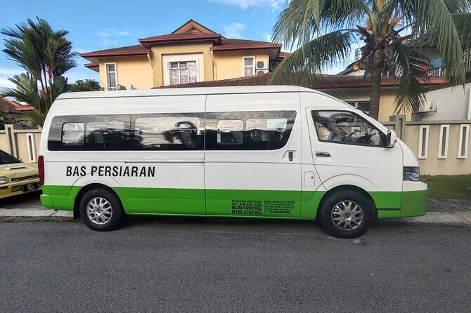 Private Transfer from KLIA to Kuala Lumpur for 12 Passengers - Key Points