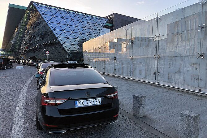 private-transfer-from-krakow-airport-to-krakow