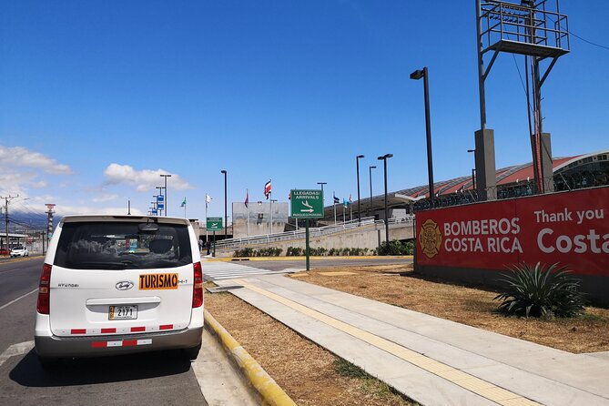 private-transfer-from-la-fortuna-to-puerto-viejo-cahuita-limon