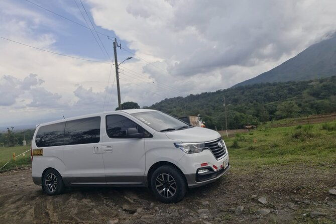 private-transfer-from-liberia-airport-to-dreams-las-mareas-2