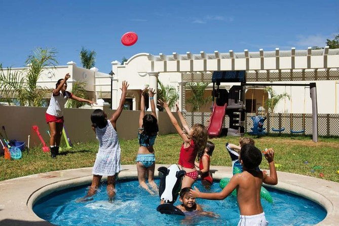 private-transfer-from-liberia-airport-to-riu-guanacaste-or-riu-palace-costa-rica