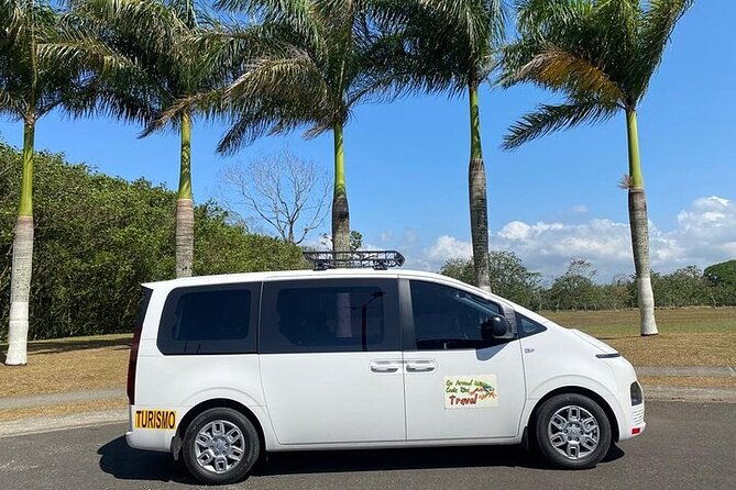 private-transfer-from-liberia-int-airport-lir-to-la-fortuna-area
