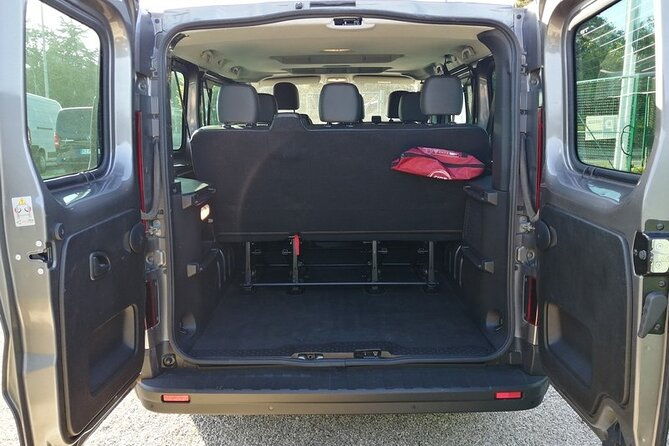 private-transfer-from-lourdes-airport-lde-to-lourdes-city-by-van
