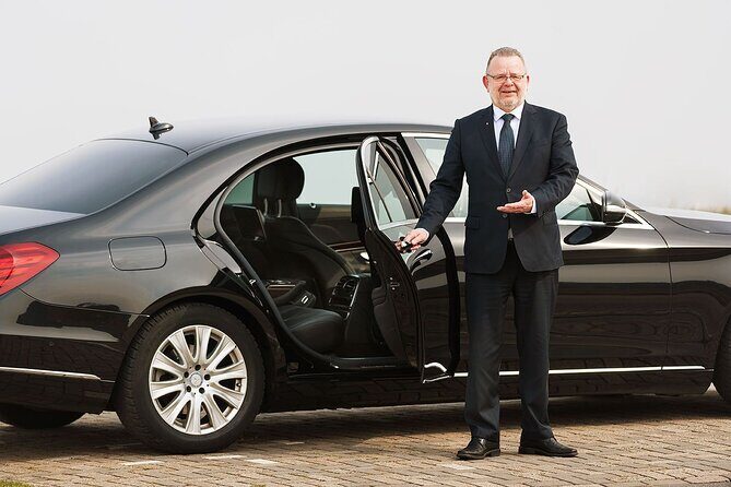 Private Transfer from Luxor Airport to Hotel - Who Will Love This?