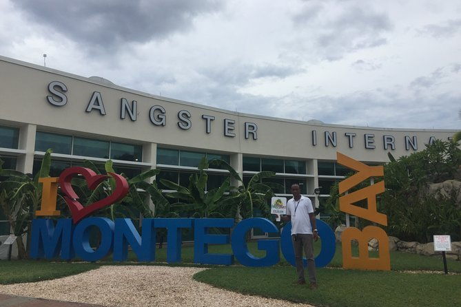 private-transfer-from-montego-bay-airport-to-ocho-rios-2
