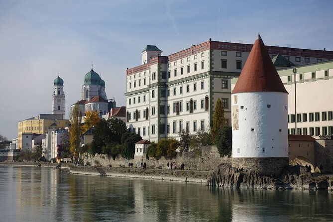 private-transfer-from-munich-to-passau-2-hour-stop-in-dachau
