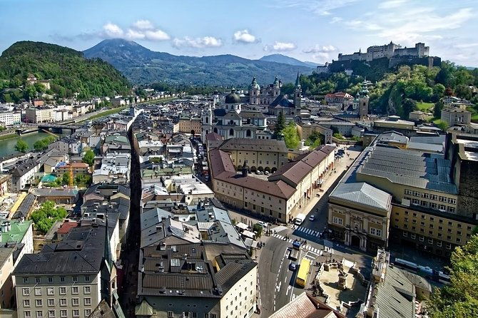 private-transfer-from-munich-to-salzburg-with-2-hours-for-sightseeing
