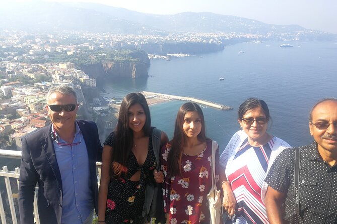 private-transfer-from-naples-to-sorrento-or-vice-versa-via-pompei-or-vineria