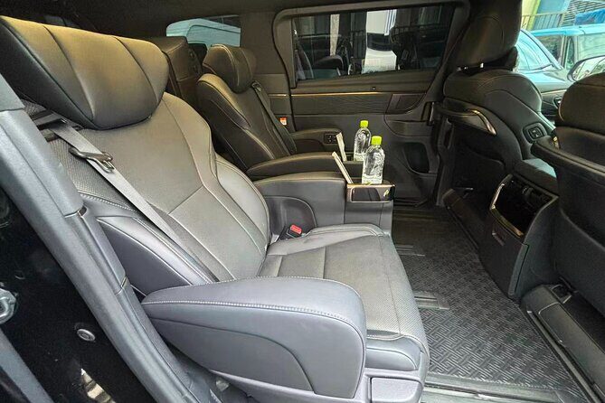 Private Transfer from Narita Airport to Tokyo - Vehicle and Comfort